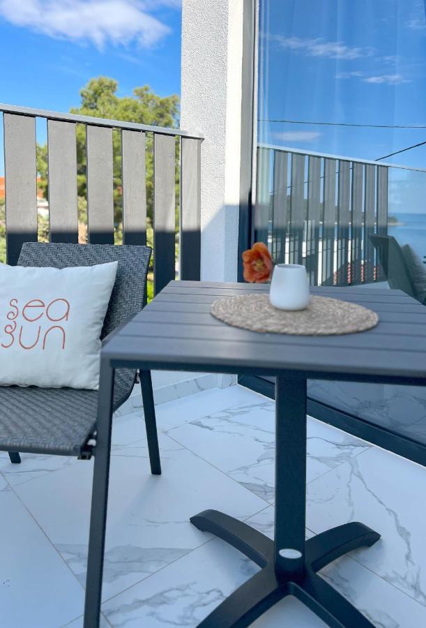 Sea Sun Apartments Maslinica Kültér fotó